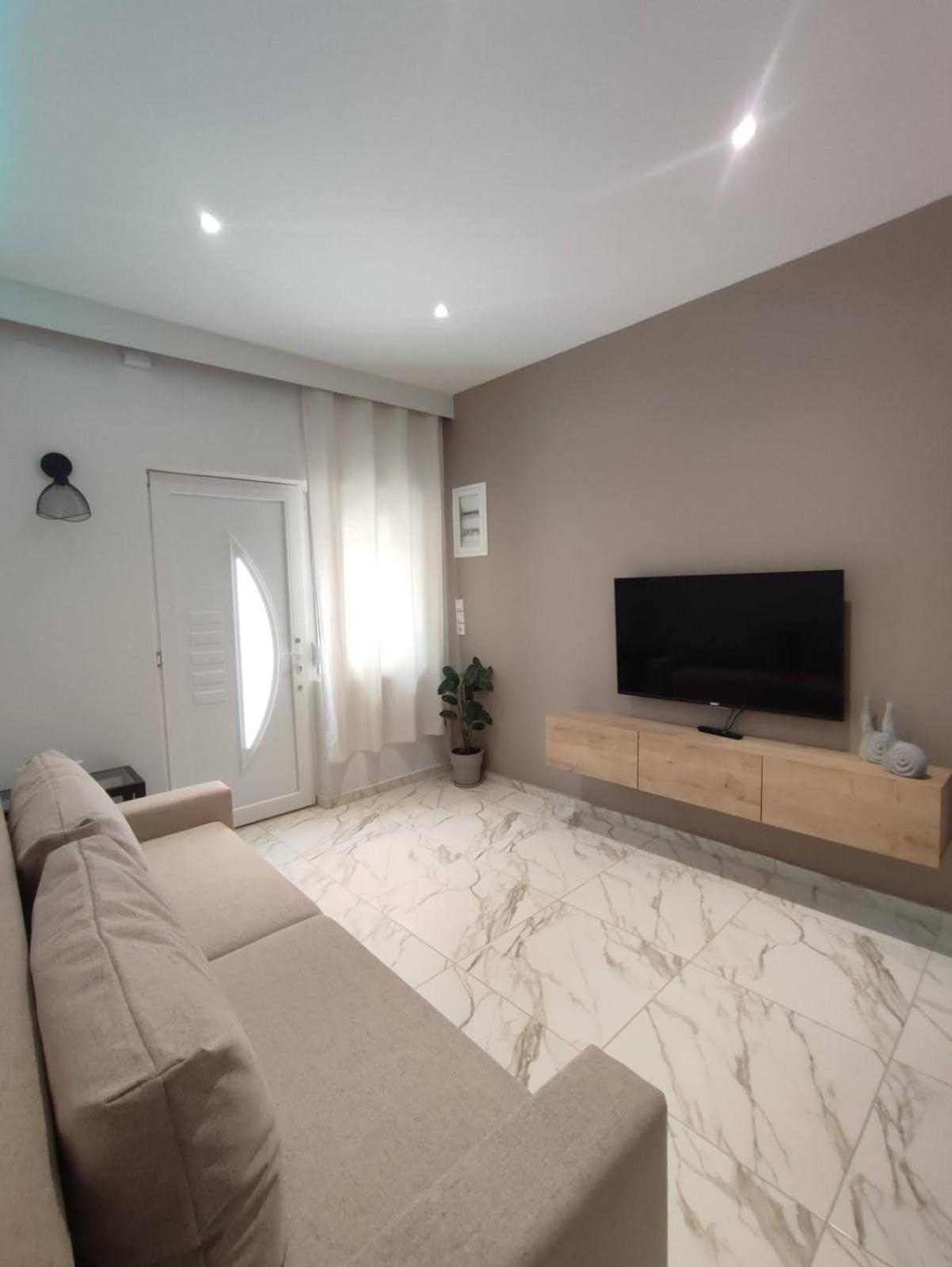 Konstantina'S Apartment Александруполис Екстериор снимка